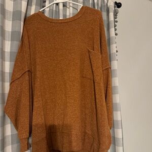 Women’s hi-low sweater